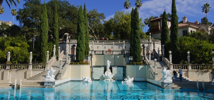 Hearst_Castle_Neptune_Pool_September-banner.jpg