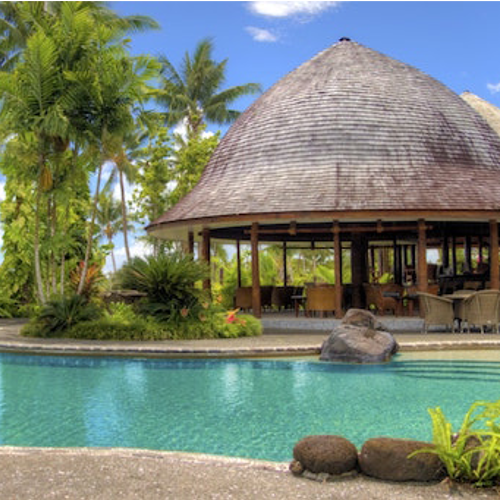 4 idées d'aménagement pour un salon de piscine d'exception 4 idées d'aménagement pour un salon de piscine d'exception